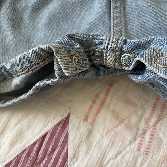 Vintage denim toddler overall shorts - Picture 3 of 8